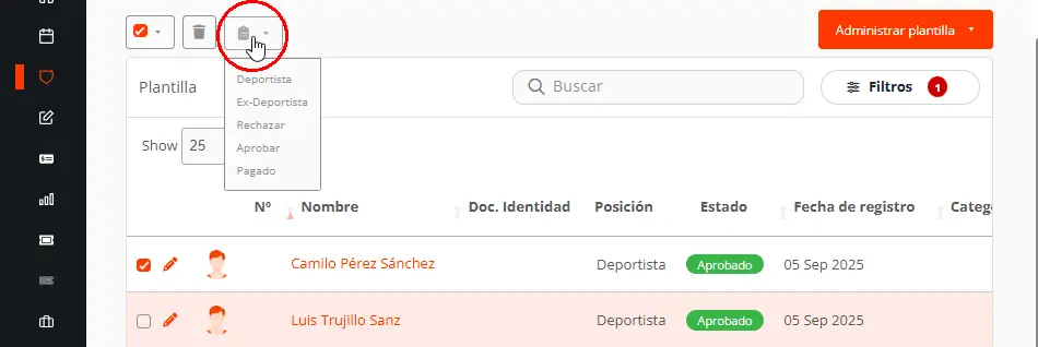 Aditar deportistas, jugadores y entrenadores de un equipo